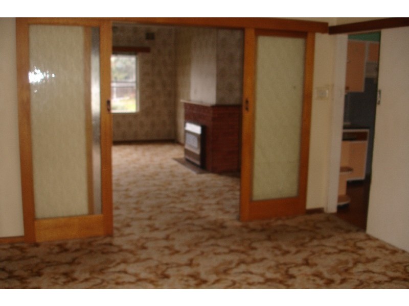 77 Metella Rd, Toongabbie NSW 2146