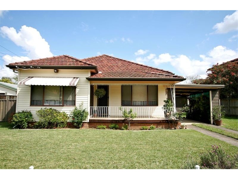 14 Windsor Road, Merrylands NSW 2160