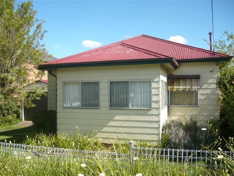 36 Oatlands Road, Wentworthville NSW 2145