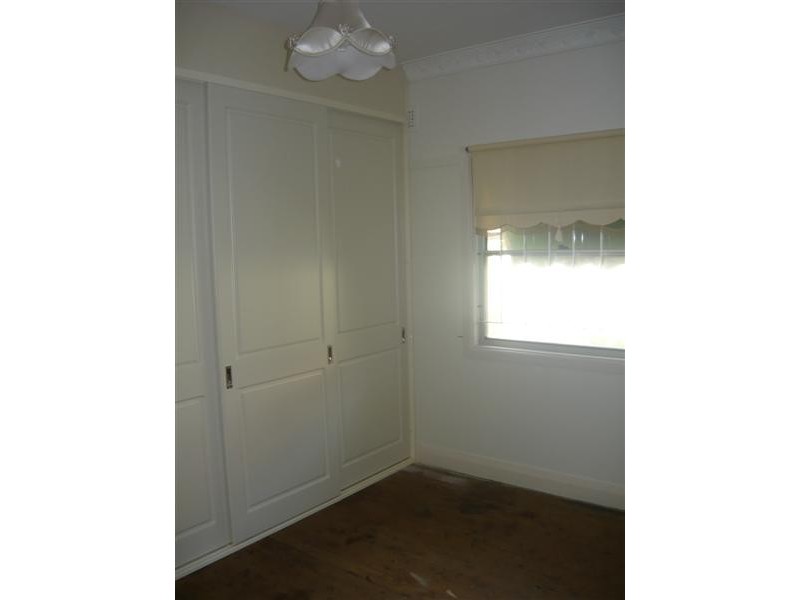 36 Oatlands Road, Wentworthville NSW 2145