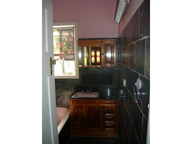 36 Oatlands Road, Wentworthville NSW 2145