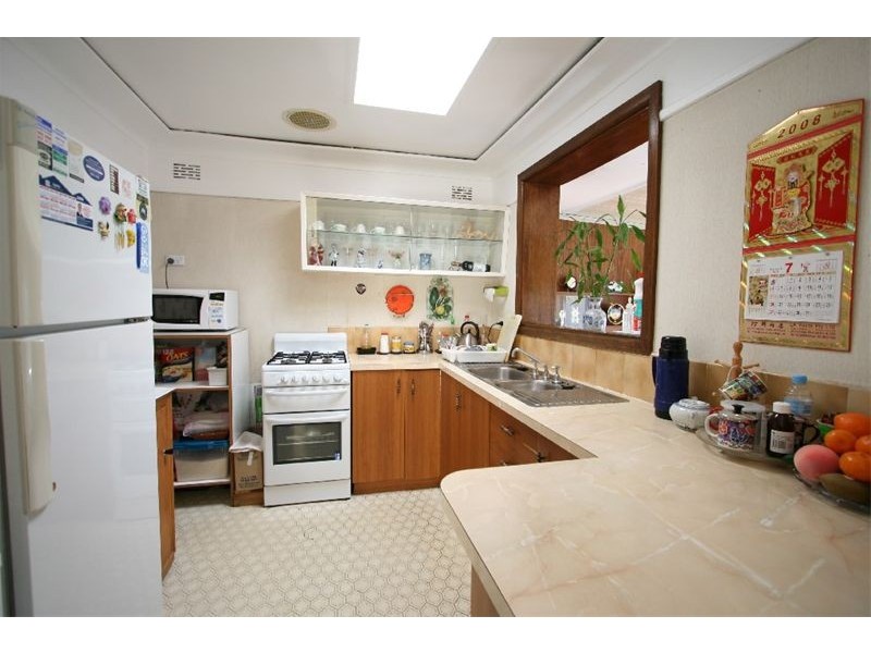 5  Apple Street, Constitution Hill NSW 2145