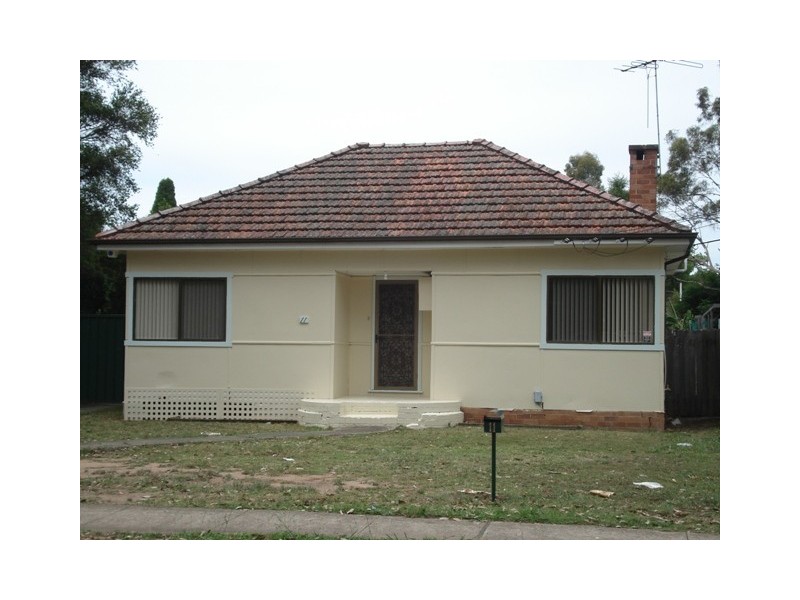 11  Junia Avenue, Toongabbie NSW 2146