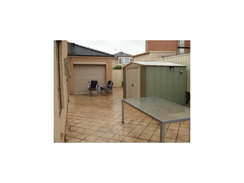 8  Woodfull Circuit, Rouse Hill NSW 2155