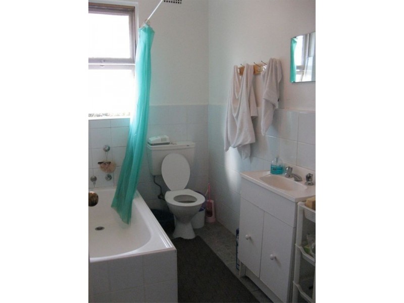 10/17  Wonga Street, Canterbury NSW 2193