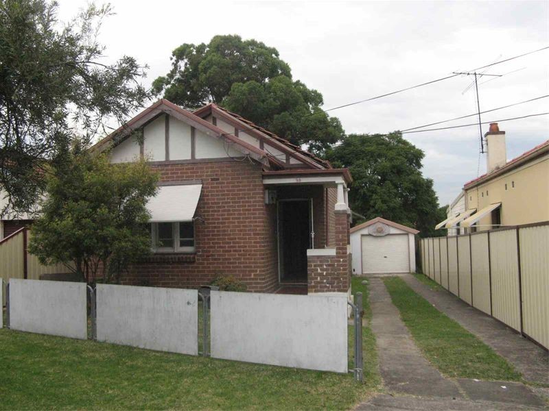38 Viola Street, Punchbowl NSW 2196