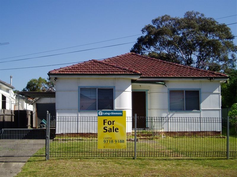 32 Carrington, Revesby NSW 2212