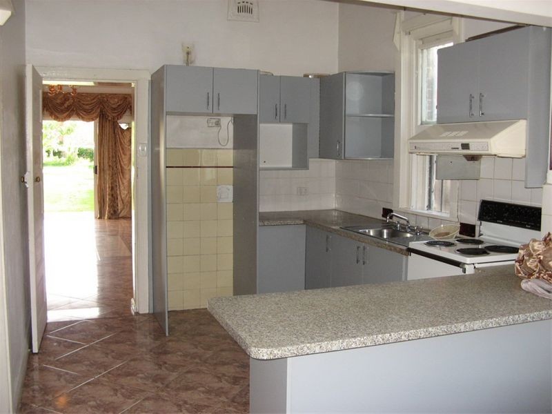 48 THIRD AVE, Campsie NSW 2194