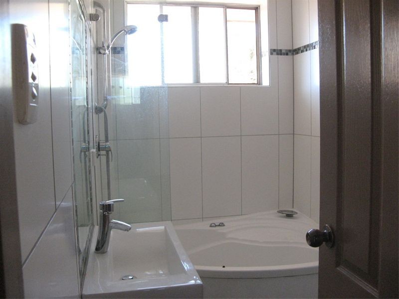10/3 Fifth Ave, Campsie NSW 2194