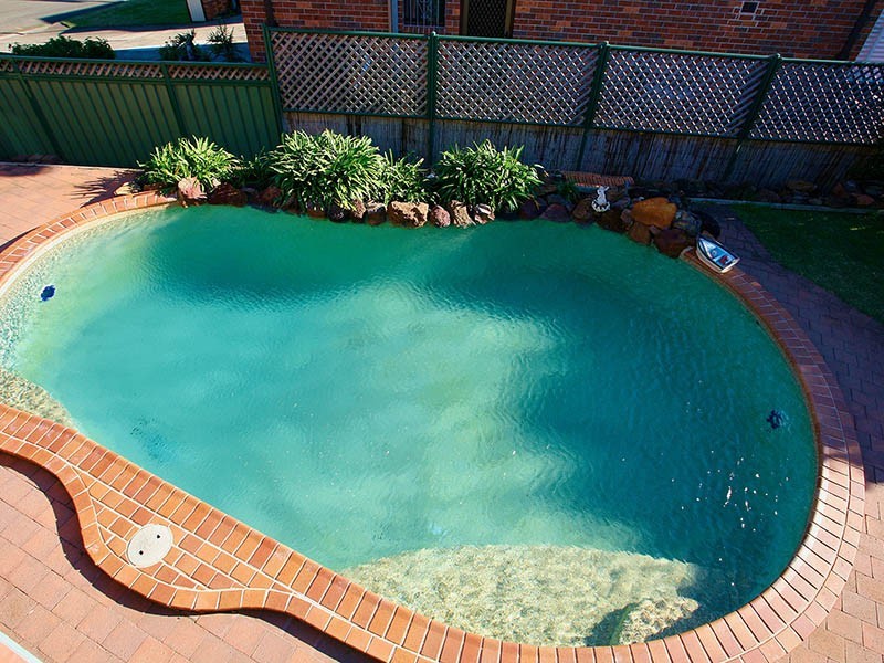 1 Jade Court, Georges Hall NSW 2198