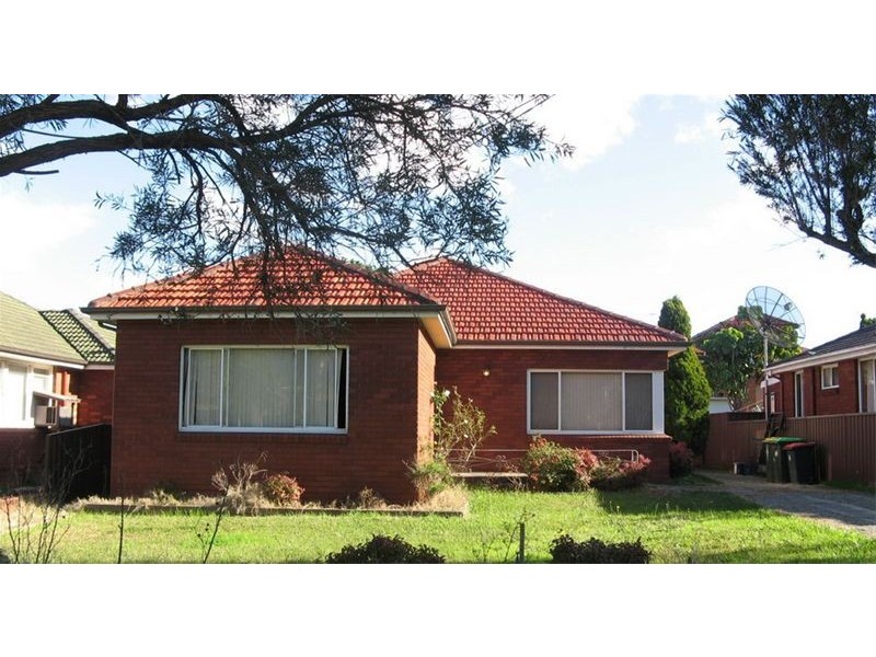 9 Allegra Ave, Belmore NSW 2192