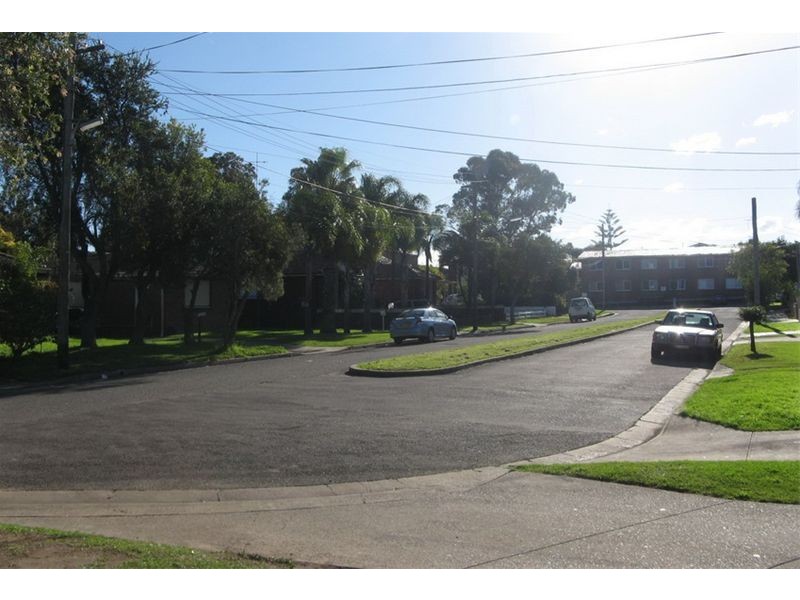 9 Allegra Ave, Belmore NSW 2192