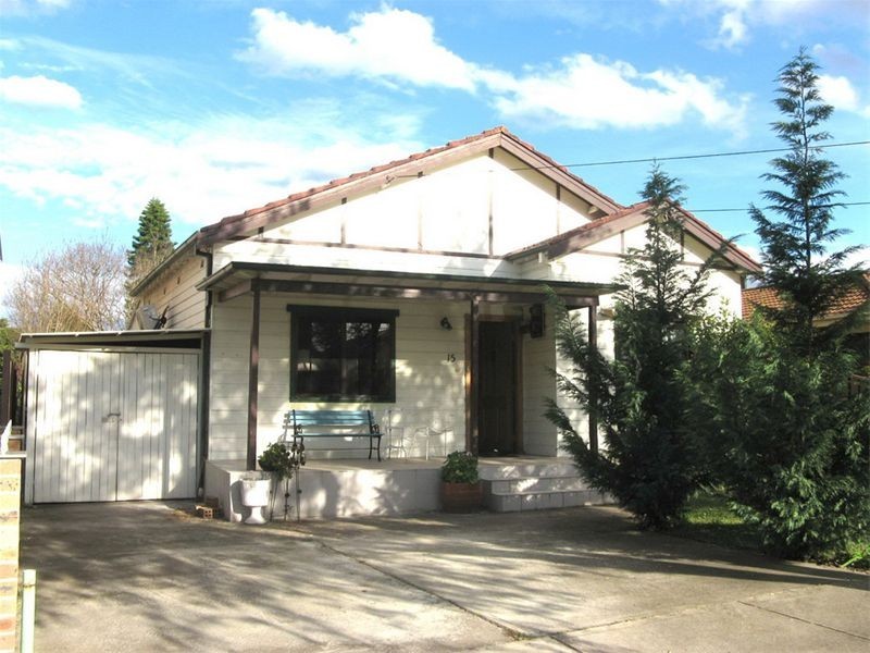 15 Adam Street, Campsie NSW 2194