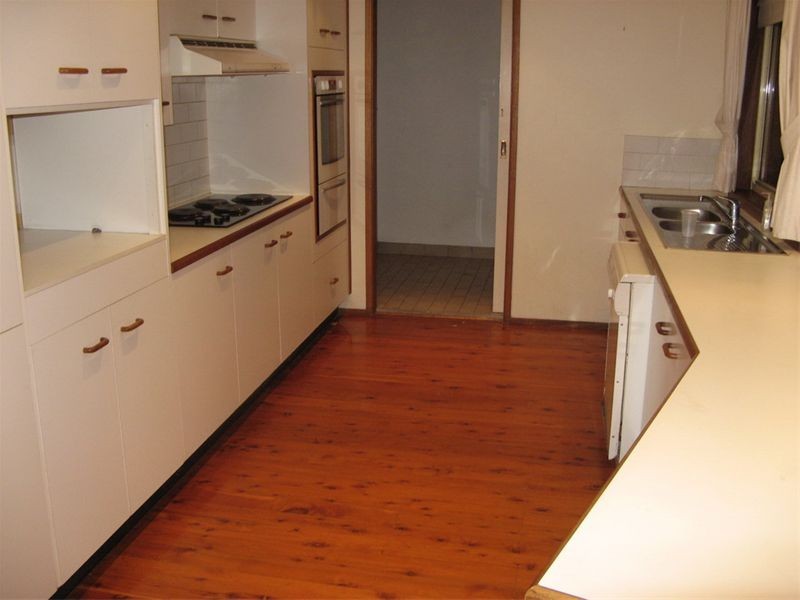3 Hishion Place, Georges Hall NSW 2198