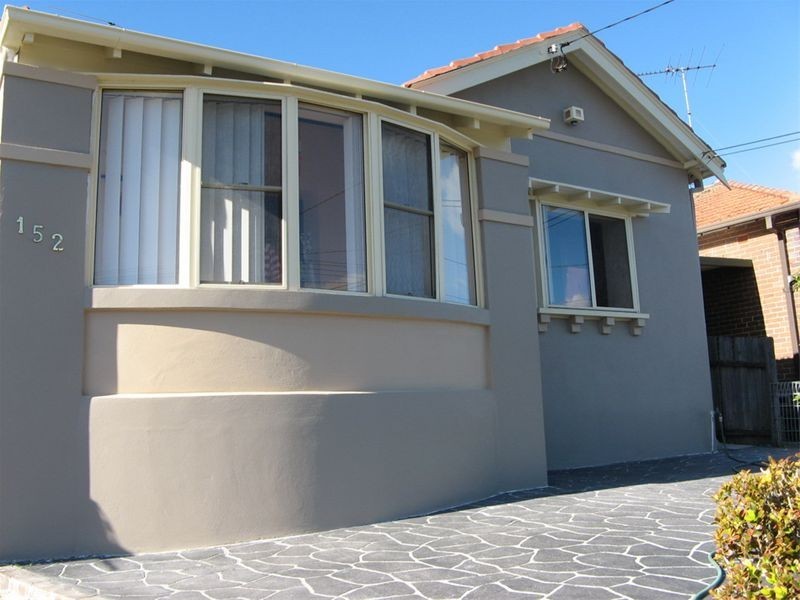 152 West Street, Hurstville NSW 2220
