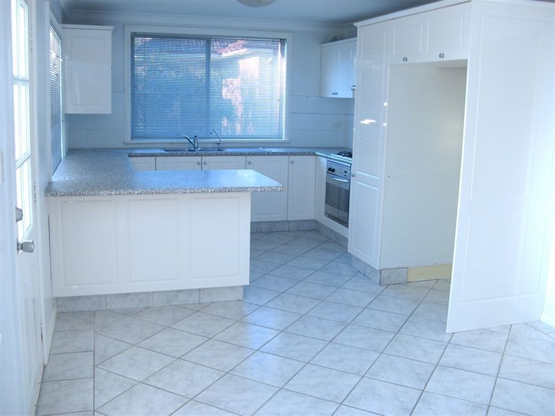 170 Hillcrest Avenue, Greenacre NSW 2190