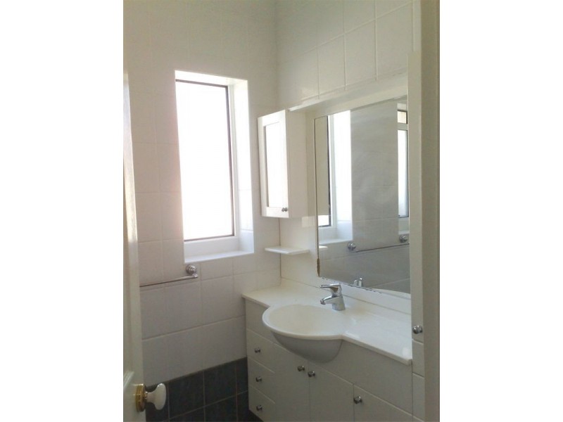 170 Hillcrest Avenue, Greenacre NSW 2190