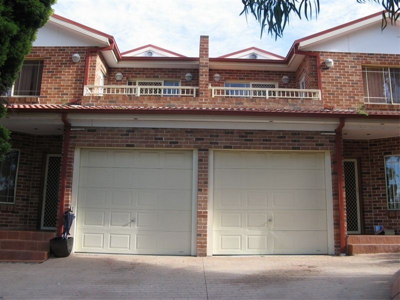 27 CHRISTIAN RD, Punchbowl NSW 2196