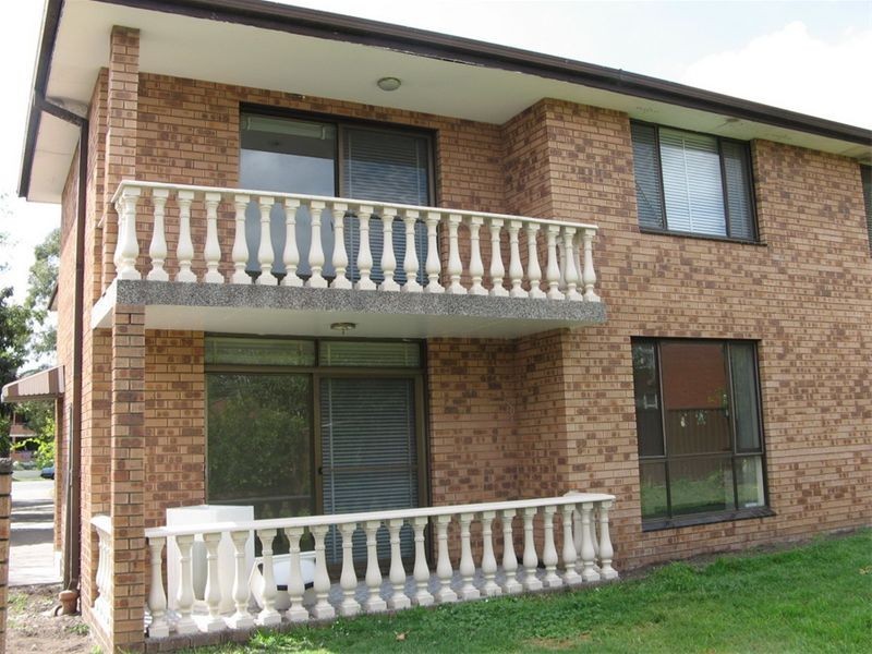 6 Fifth Avenue, Campsie NSW 2194