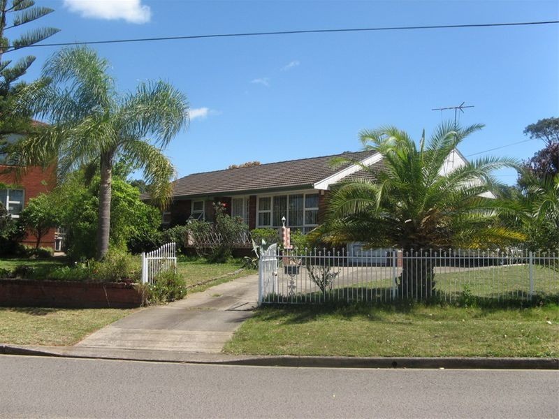 3 Gail Place, Bankstown NSW 2200