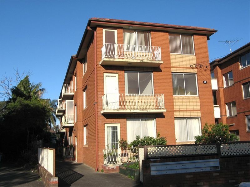 9/17 Woodcourt St, Marrickville NSW 2204