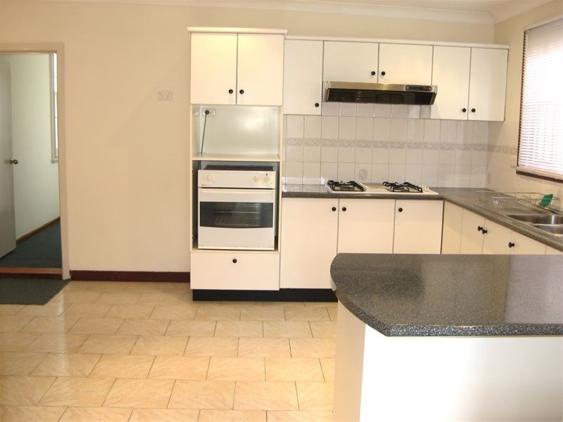 35 Frampton Ave, Marrickville NSW 2204