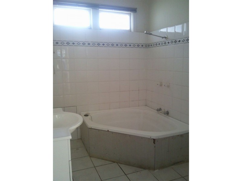 265 Hume Highway, Greenacre NSW 2190