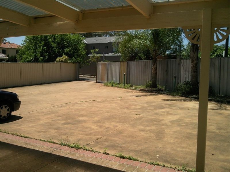 265 Hume Highway, Greenacre NSW 2190