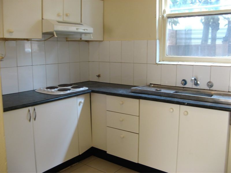 1/8 Fifth Ave, Campsie NSW 2194