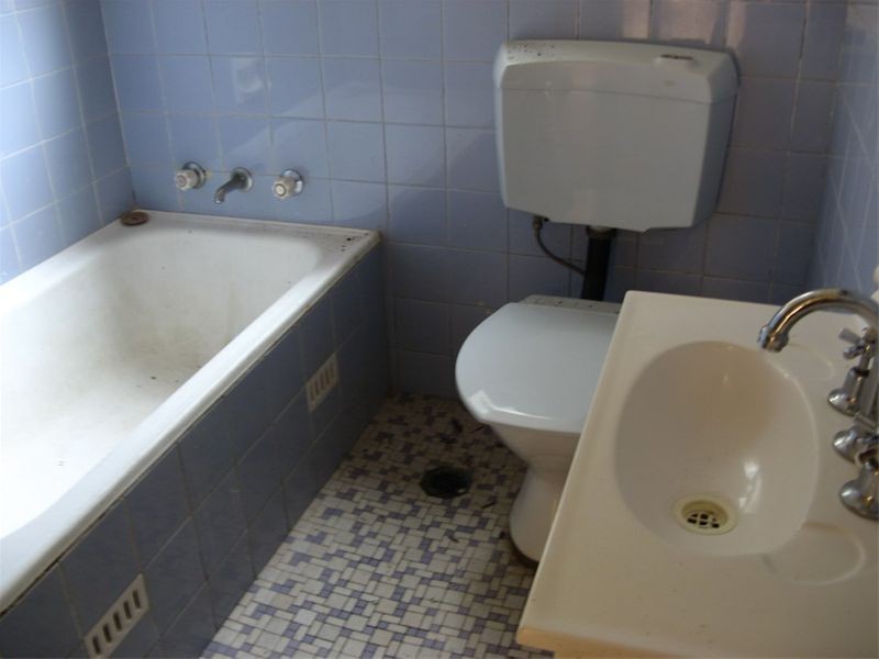 1/8 Fifth Ave, Campsie NSW 2194