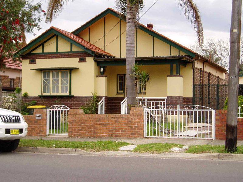 6 Loch Street, Campsie NSW 2194