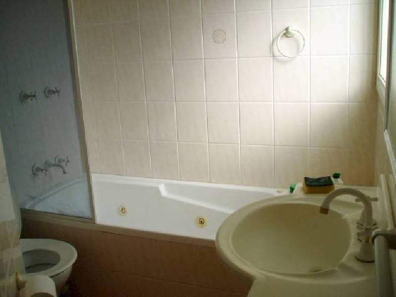 16 Lawford St, Greenacre NSW 2190