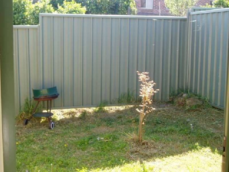 16 Lawford St, Greenacre NSW 2190