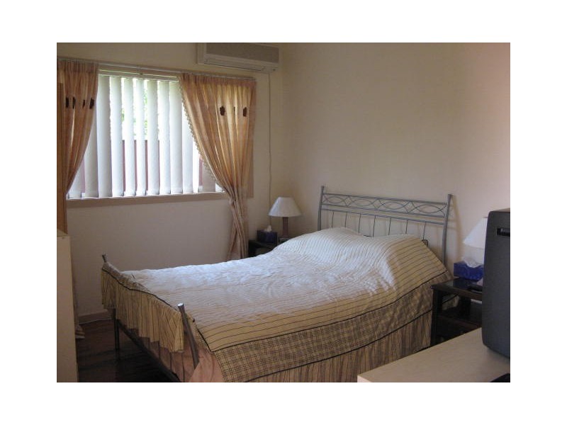 1 Simmons Road, Kingsgrove NSW 2208