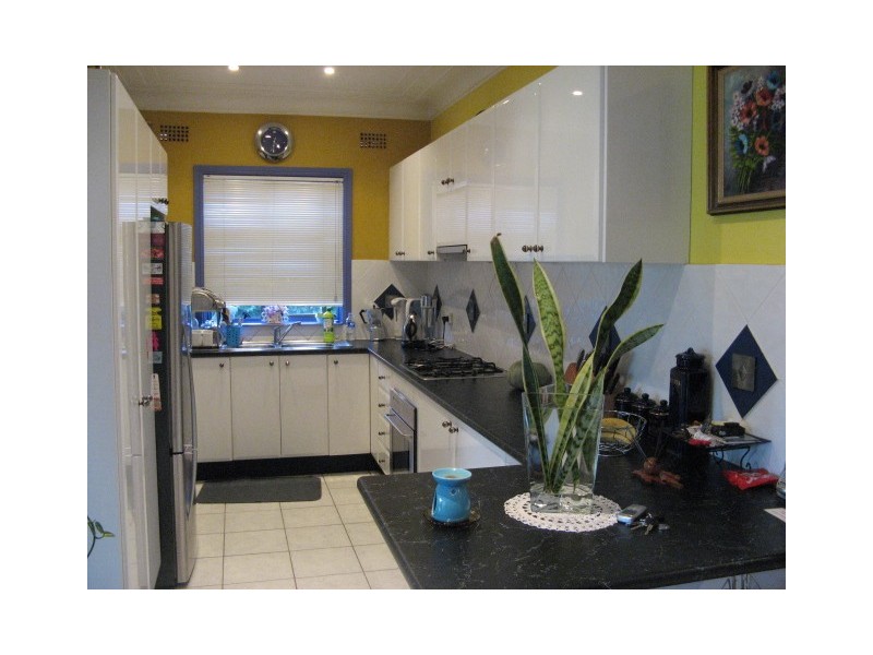 305  William St, Kingsgrove NSW 2208