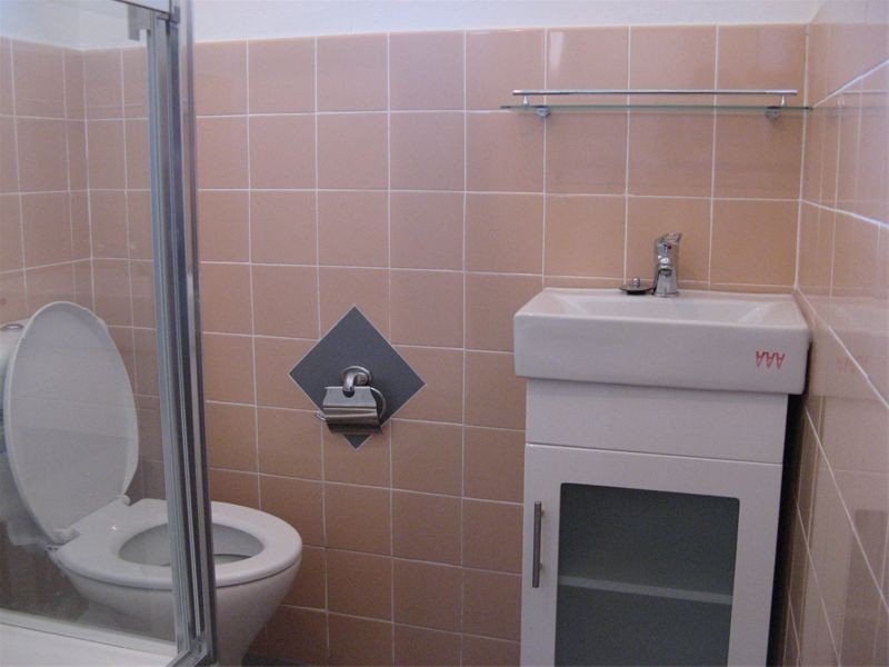 2/6  Fourth Avenue, Campsie NSW 2194