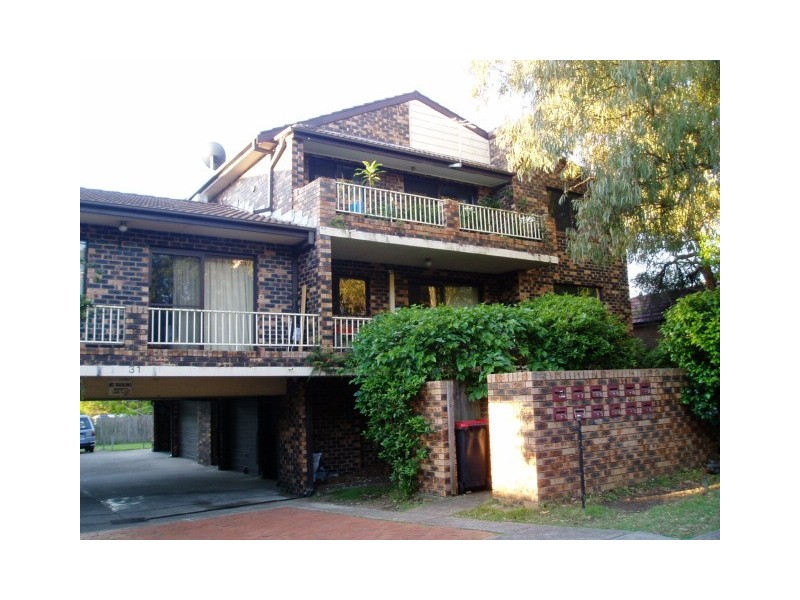 31  NInth Ave, Campsie NSW 2194