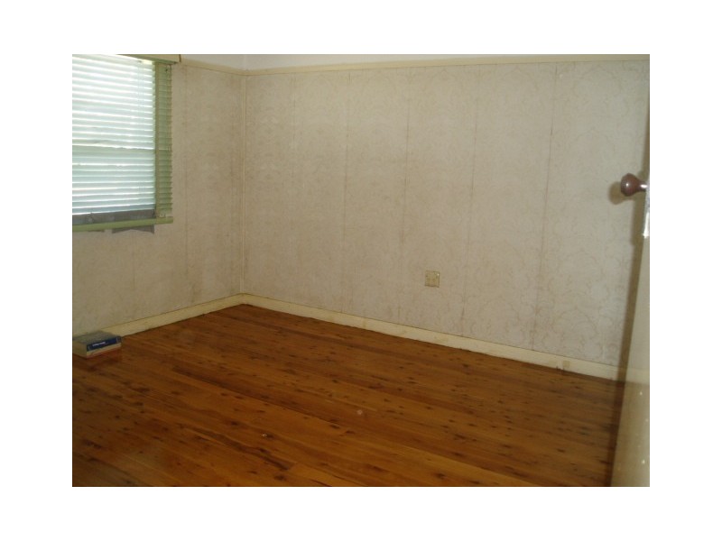 32  Carrington Rd, Revesby NSW 2212