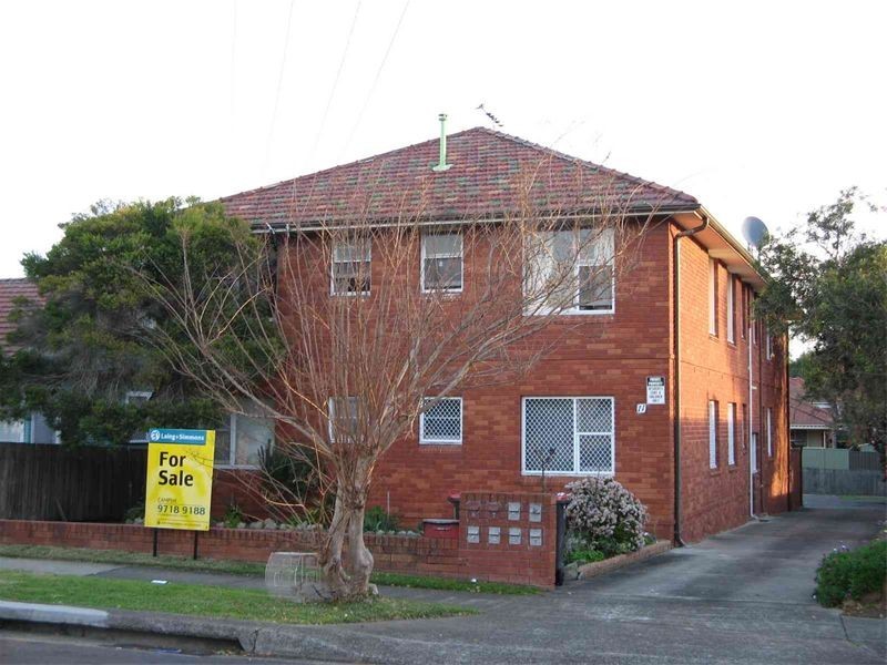 11  Ferguson Ave, Wiley Park NSW 2195