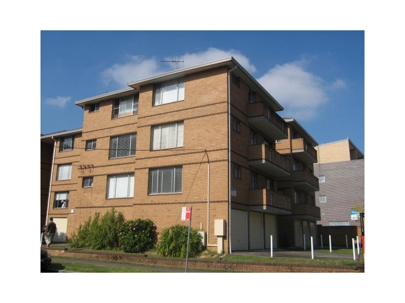 4  London Street, Campsie NSW 2194