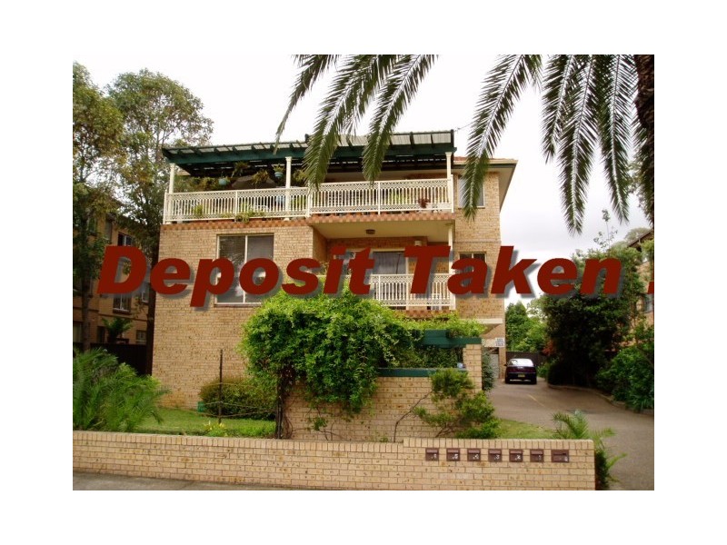 4  Fifth Ave, Campsie NSW 2194