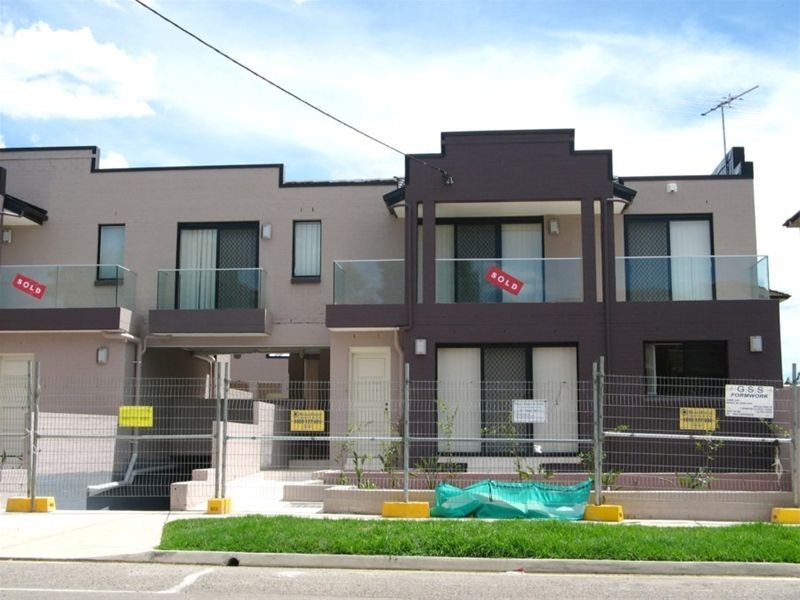 31-33  Dryden Street, Campsie NSW 2194