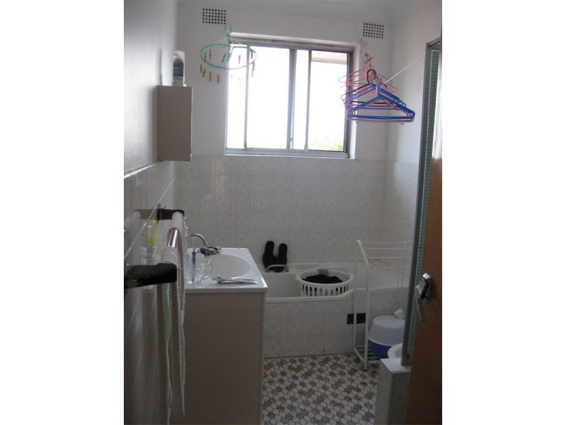 4/53 Claremont St, Campsie NSW 2194