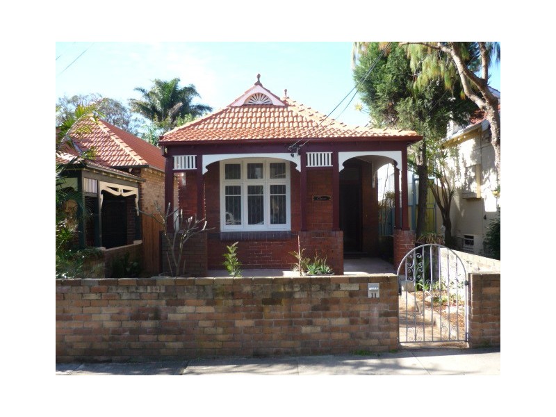 11 POWELL STREET, Coogee NSW 2034