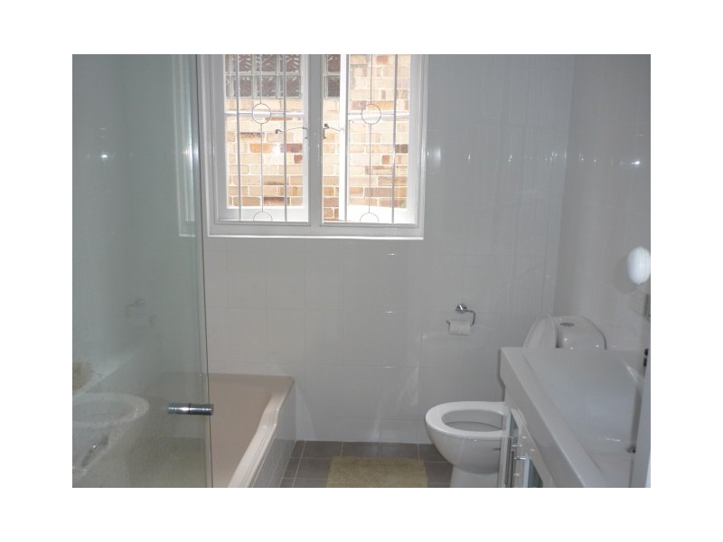 11 POWELL STREET, Coogee NSW 2034