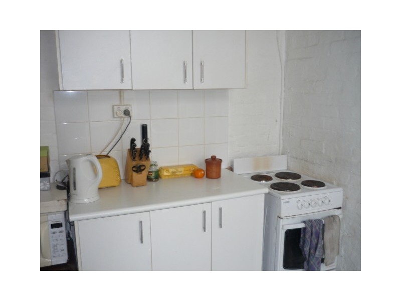 2/27 WOMERAH AVENUE, Darlinghurst NSW 2010