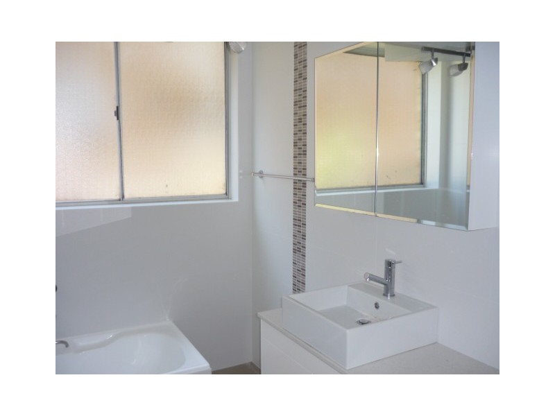 2/22 Glen Street, Bondi NSW 2026