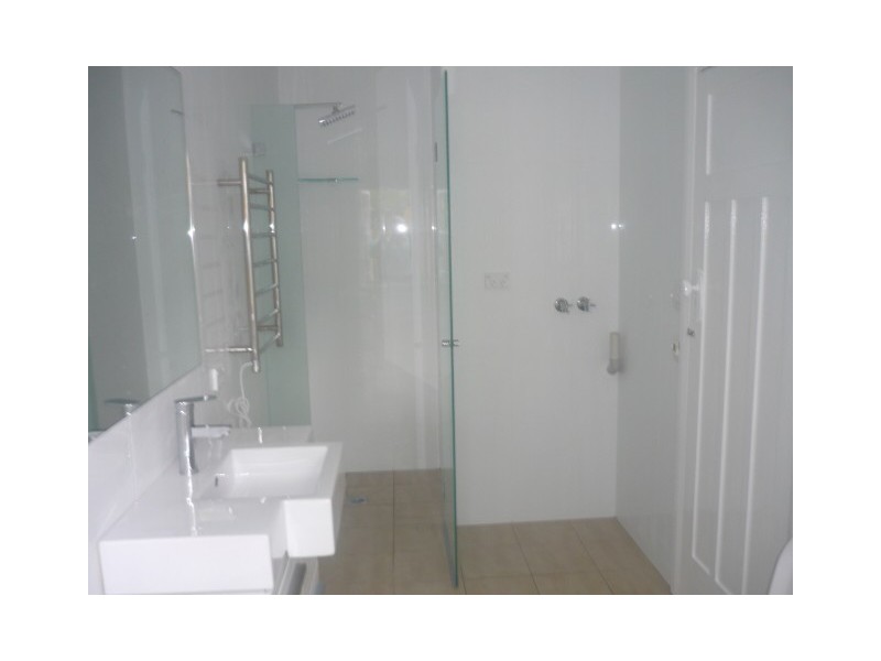 19 Oxford  Street, Newtown NSW 2042