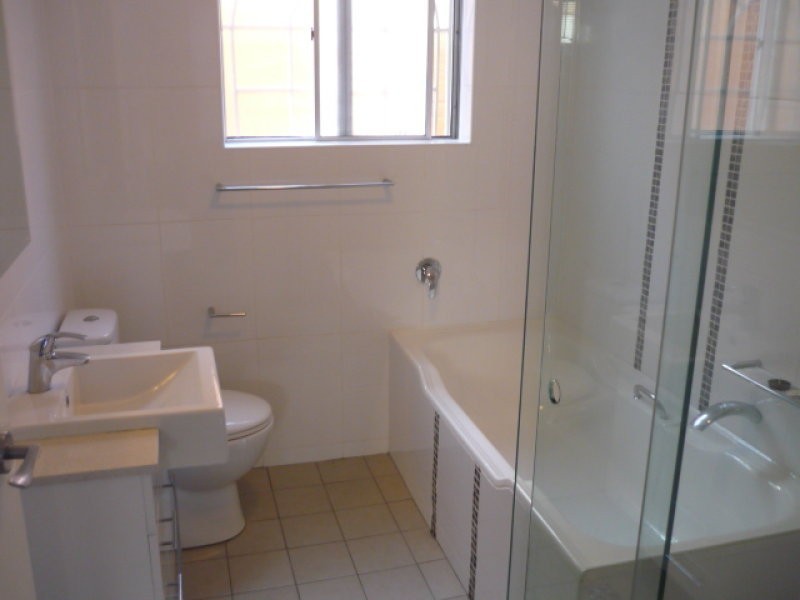 2/82 Mount Street, Coogee NSW 2034