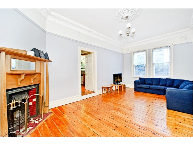 35 Anzac Parade, Kensington NSW 2033